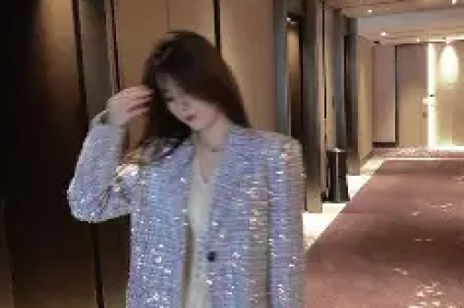 明星婚内出轨：捞钱第一离婚第二
